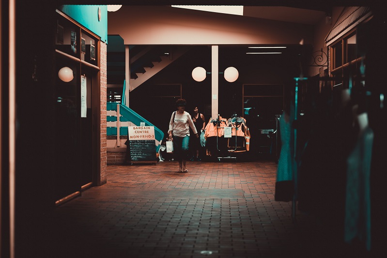 地下室潮濕怎么破？安詩(shī)曼除濕機(jī)來(lái)支招